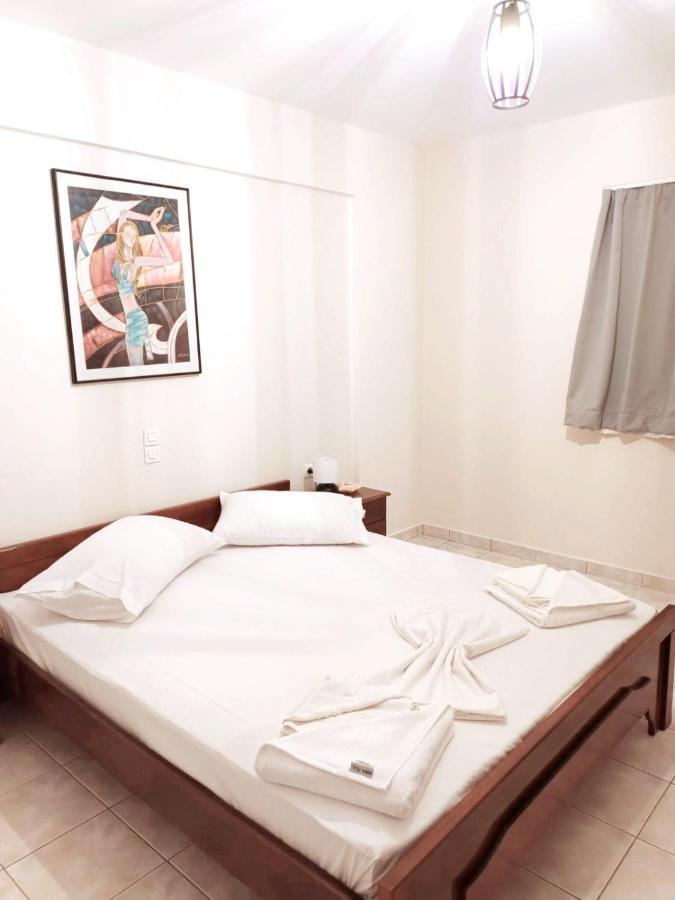 Alexandros Apartments Nydri Esterno foto
